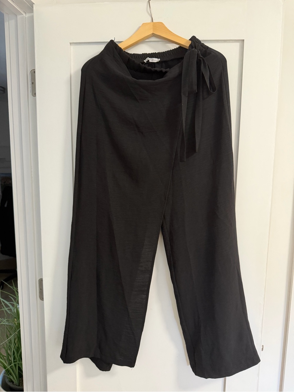 ZARA - Black Wide-Leg Draped Tie-Waist Pants